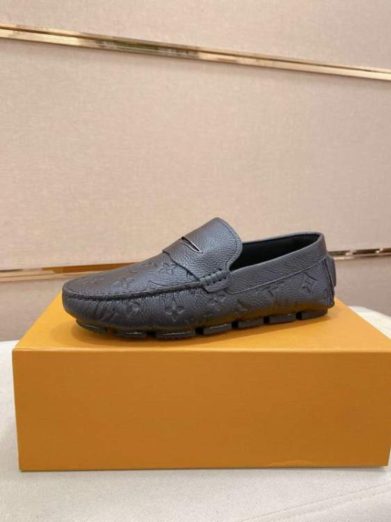 Picture of Louis Vuitton Shoes _SKULVsz38-44hnq110611826